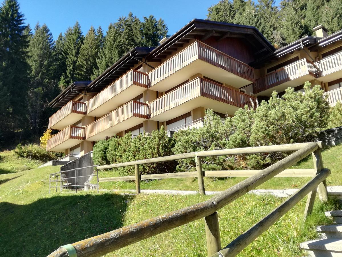 Trilocale Presanella - Serafini Madonna di Campiglio Exterior photo